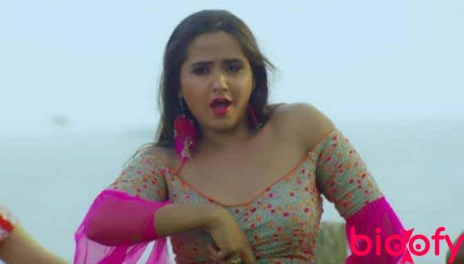 Kajal Raghwani Biography