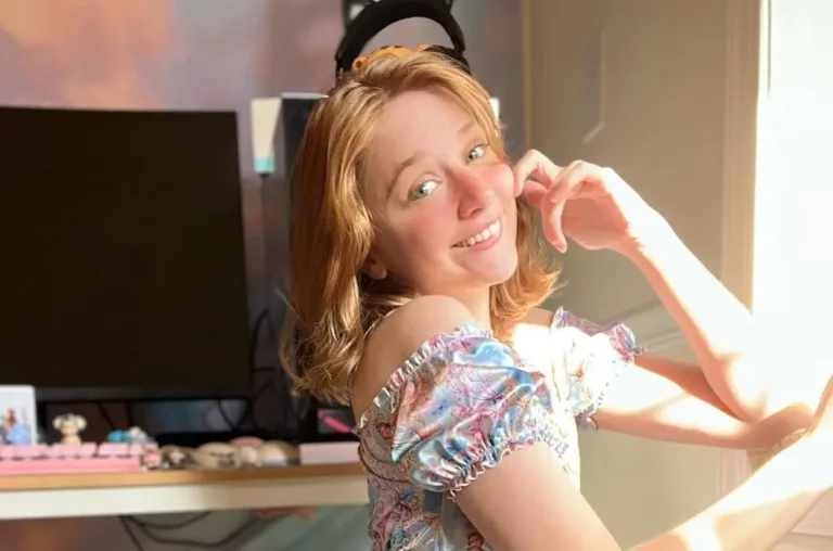 Bella Bumzy (Onlyfans) Biography, Age, Height, Net Worth