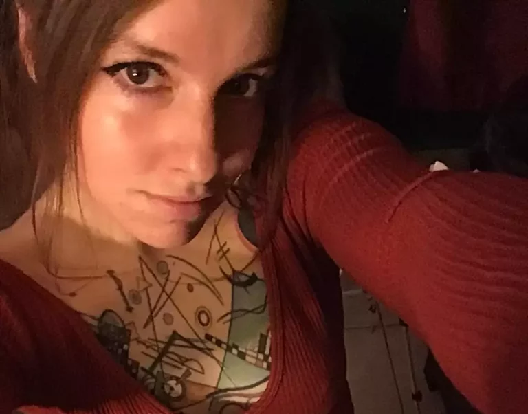 Amber Blank Biography, Age, Family, Images, Net Worth