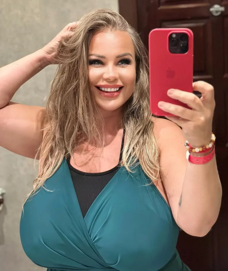 Bella Bodhi Biography, Age, Images, Height, Net Worth