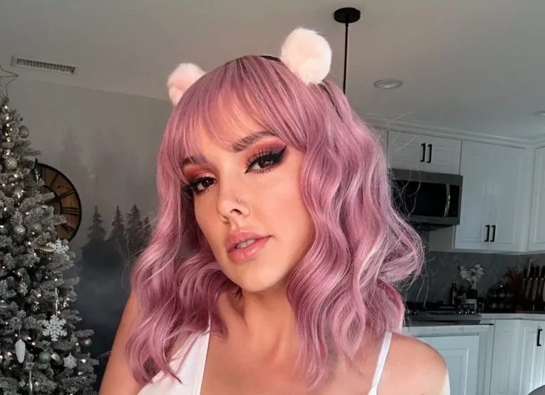 Darshelle Stevens Biography, Age, Family, Images, Net Worth