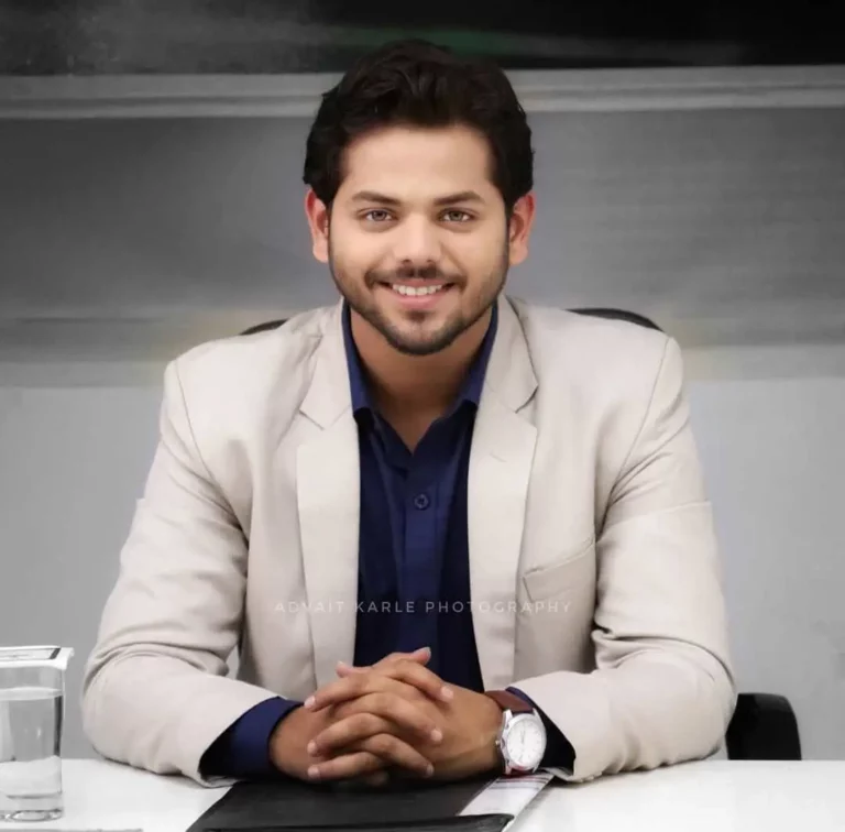 Yashoman Apte Biography, Age, Height, Net Worth