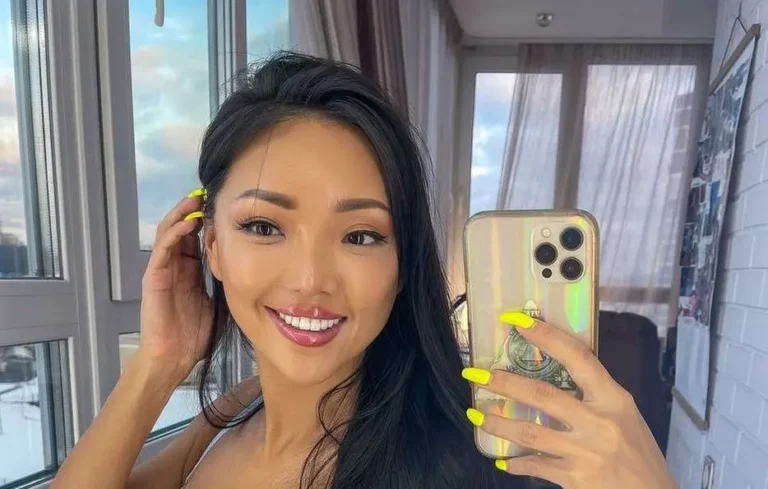 Ayumi Anime Biography, Age, Images, Height, Figure, Net Worth