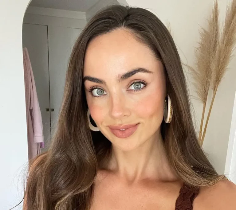 Elouise Morris Biography, Age, Height, Net Worth