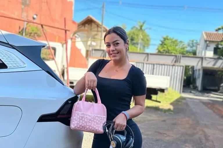 Larissa Riquelme Biography, Age, Height, Figure, Net Worth