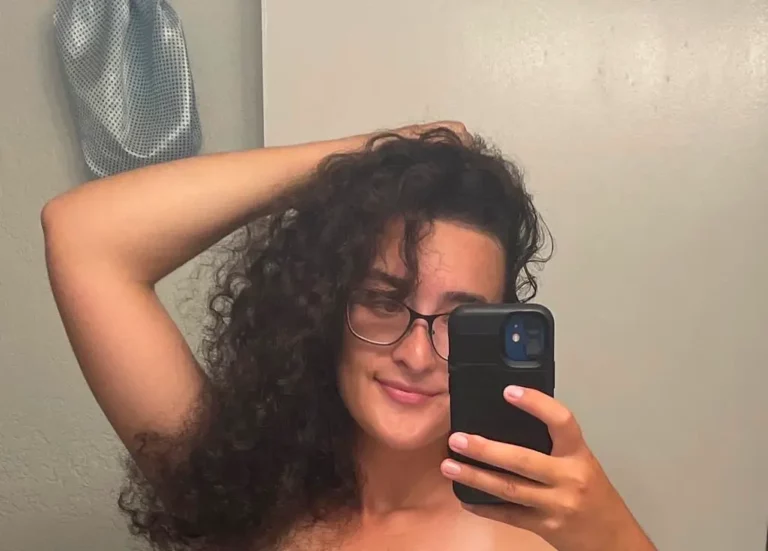 Lyra Lockhart Biography, Age, Images, Height, Figure, Net Worth