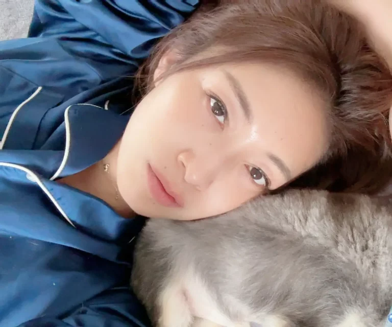 Reiko Kobayakawa (小早川 怜子) Biography, Age, Figure, Net Worth