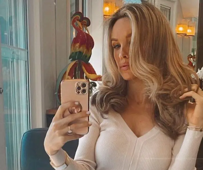 Stephanie Hunt Biography, Age, Height, Net Worth