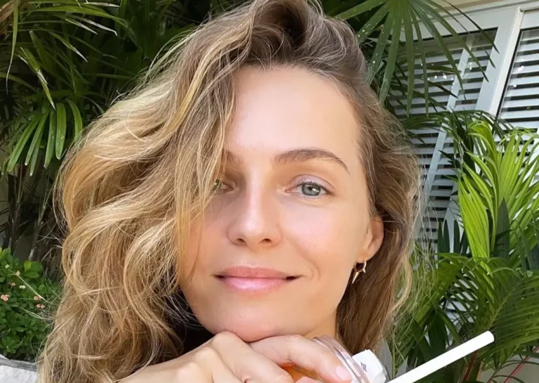Valentina Zelyaeva Biography Age, Height Weight Net Worth