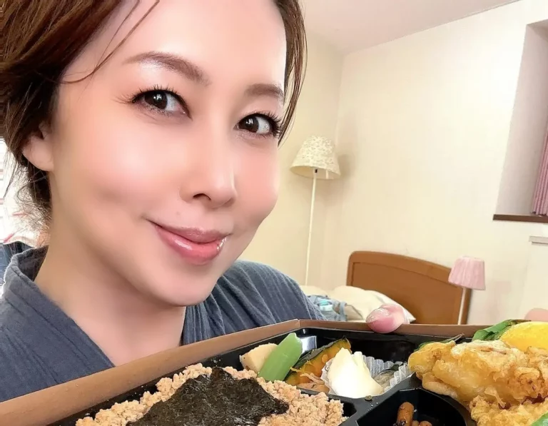 Yumi Kazama Biography, Age, Height, Figure, Net Worth