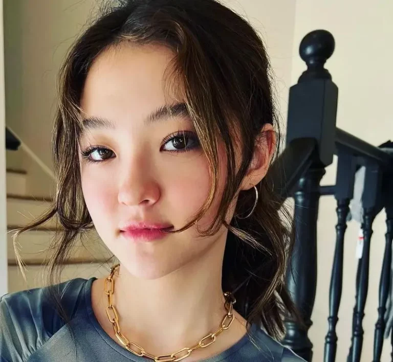 Ella Gross Biography, Age, Family, Images, Net Worth