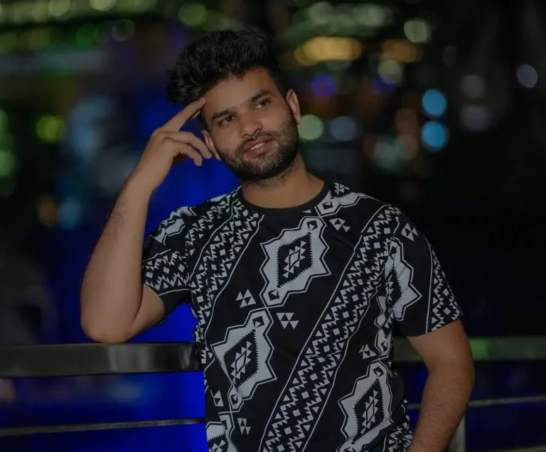 Shuaib Khan Biography, Age, Height, Figure, Net Worth