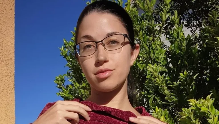 Alex Coal Biography, Age, Images, Height, Figure, Net Worth