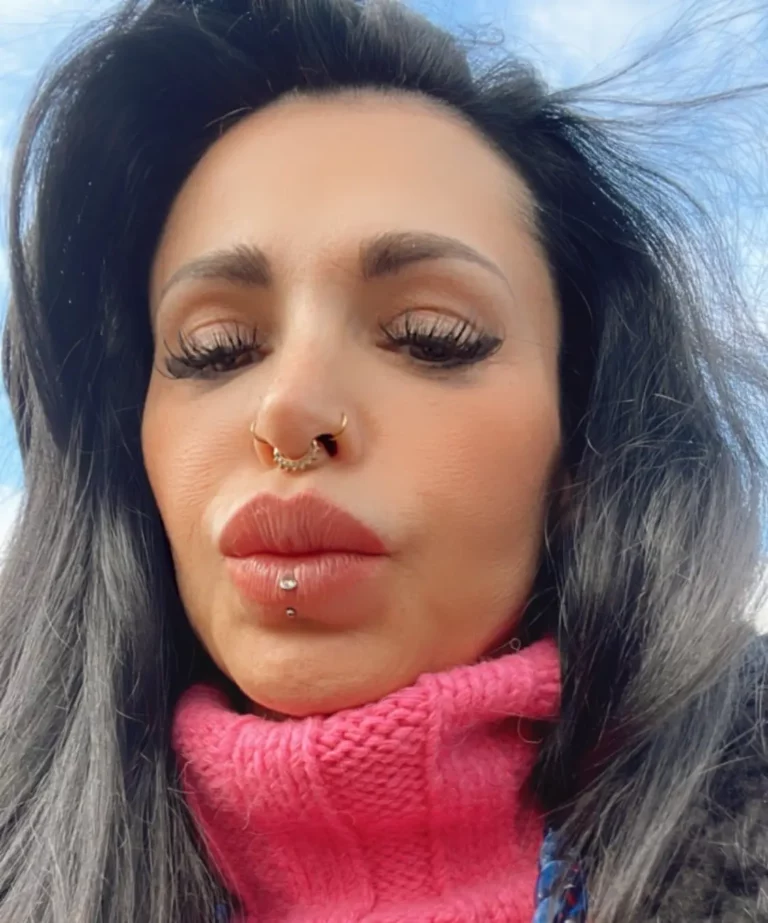 Alicia Dark Biography, Age, Height, Figure, Net Worth