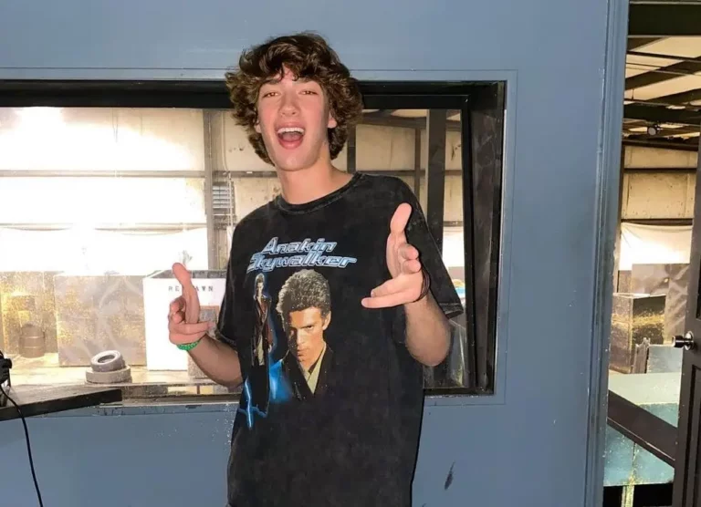 Baylen Levine Biography, Age, Family, Images, Net Worth