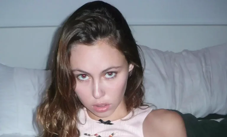 Stella Barey Biography, Age, Family, Images, Net Worth