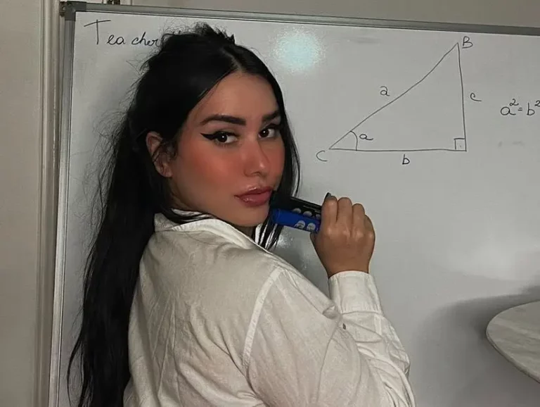 Victoria Matosa Biography, Age, Height, Net Worth