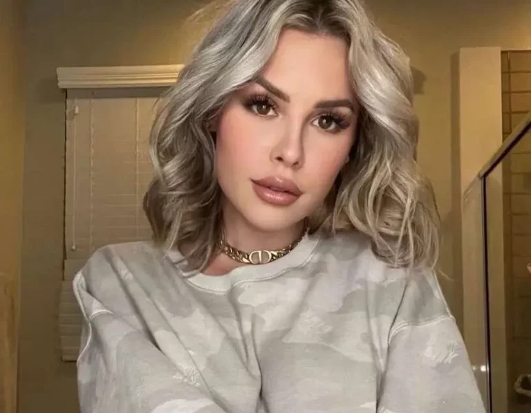 Aubrey Sinclair Biography, Age, Images, Height, Figure, Net Worth