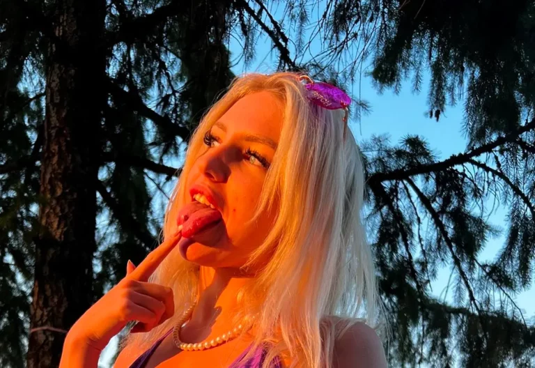 Britt Blair Biography, Age, Height, Figure, Net Worth