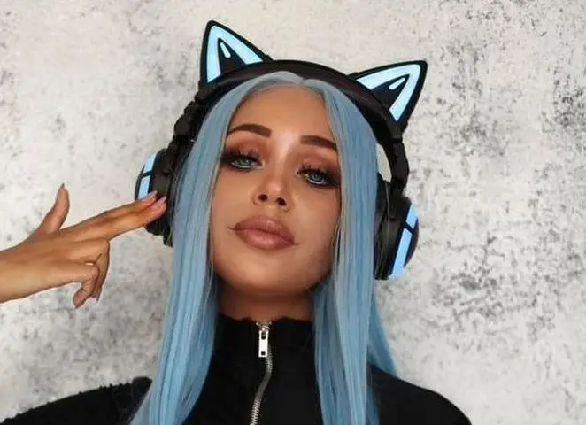 Kianuki Biography, Age, Height, Figure, Net Worth