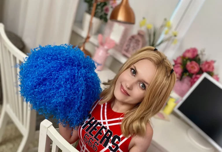 Una Fairy Biography, Age, Height, Figure, Net Worth