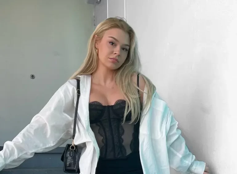 Abby Lynn Biography, Age, Images, Height, Figure, Net Worth