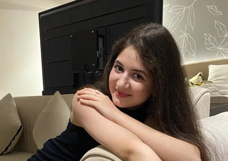 Harshaali Malhotra Biography, Age, Family, Images, Net Worth