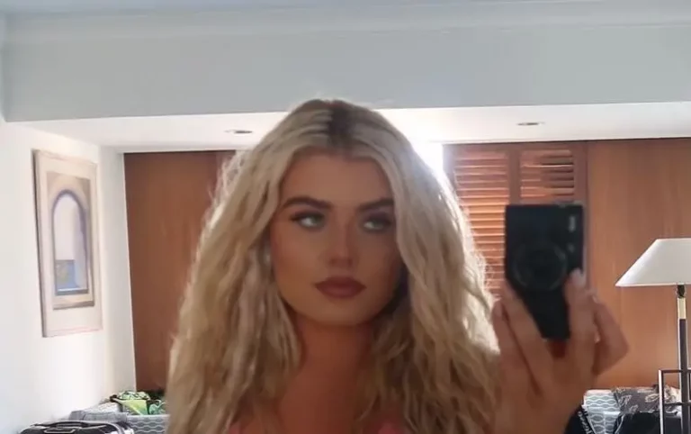 Izzy Nicholls Biography, Age, Height, Figure, Net Worth