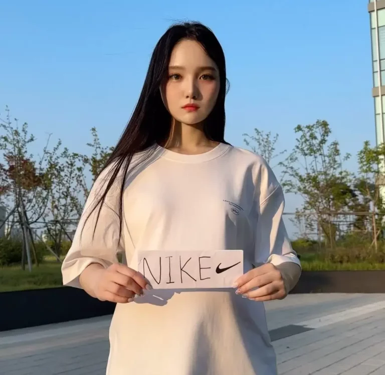 kkubi99 – 유백합 Biography, Age, Height, Figure, Net Worth