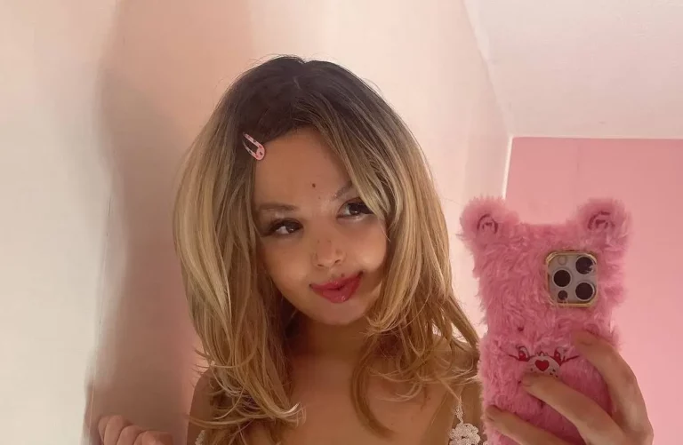 Aruba Jasmine (Model) Biography, Age, Family, Height, Net Worth