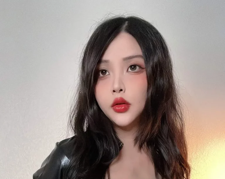 HANA DINH Biography, Age, Height, Figure, Net Worth