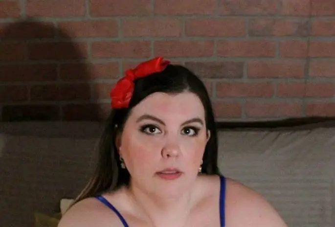 Kurvy Kissy Biography, Age, Family, Images, Net Worth