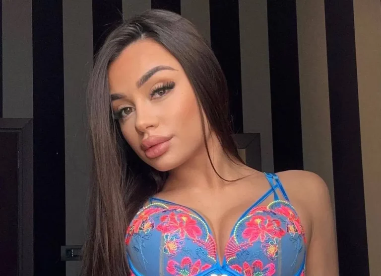 Martina Smeraldi Biography, Age, Images, Height, Figure, Net Worth