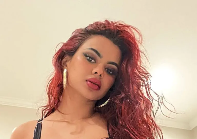 Numi Zarah Biography, Age, Family, Images, Net Worth