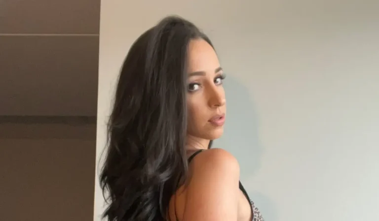 Jada Stevens Biography, Age, Images, Height, Figure, Net Worth