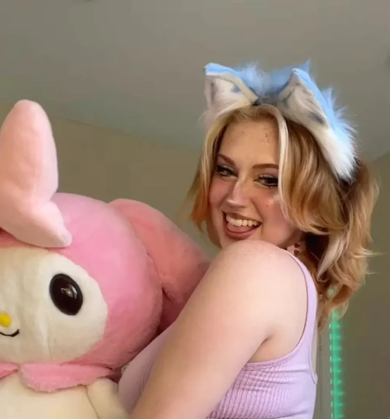 Jade Kalopsia Biography, Age, Height, Figure, Net Worth