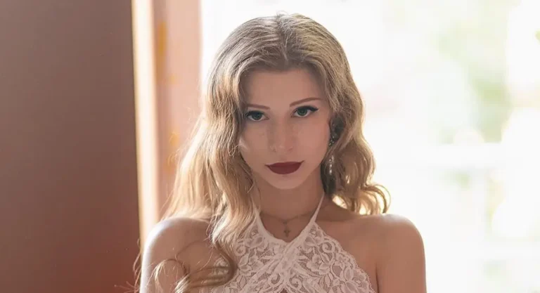 Katerina Soria Biography, Age, Height, Figure, Net Worth