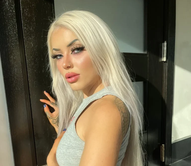 Nichole Saphir Biography, Age, Height, Figure, Net Worth