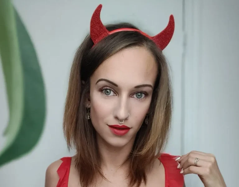 Pussy Kat Biography, Age, Height, Figure, Net Worth