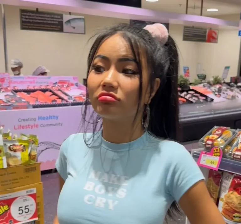 Praewasian Biography, Age, Height, Figure, Net Worth