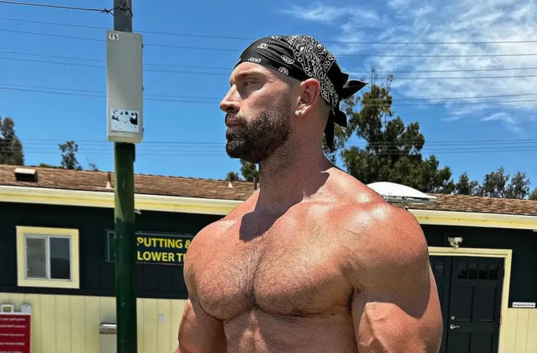 Bradley Martyn Biography, Age, Height, Figure, Net Worth