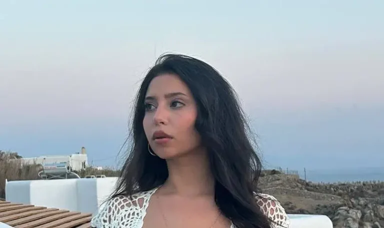 Coral Sharon Biography, Age, Height, Figure, Net Worth