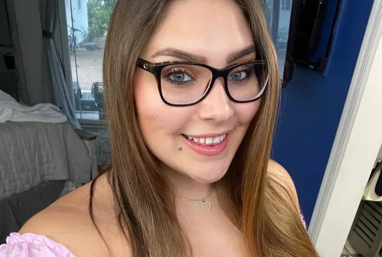 Fit Sidney Biography, Age, Height, Figure, Net Worth