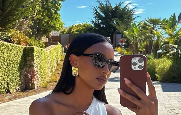 Jasmine Tookes Biography, Age, Height, Figure, Net Worth