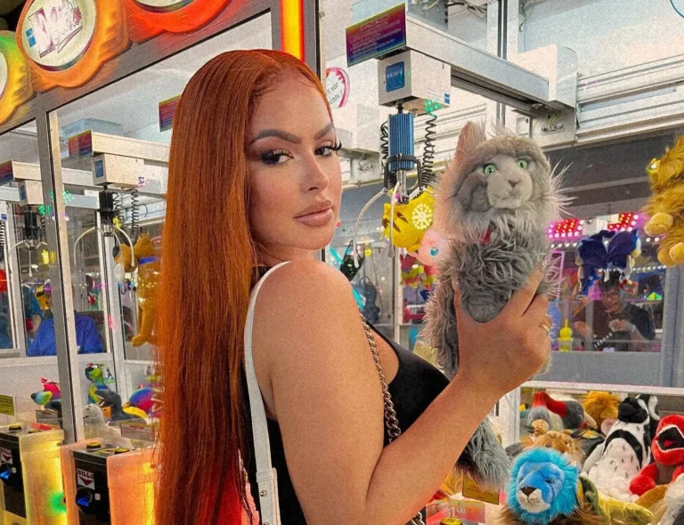 Maya Van De Wiel Biography, Age, Height, Figure, Net Worth