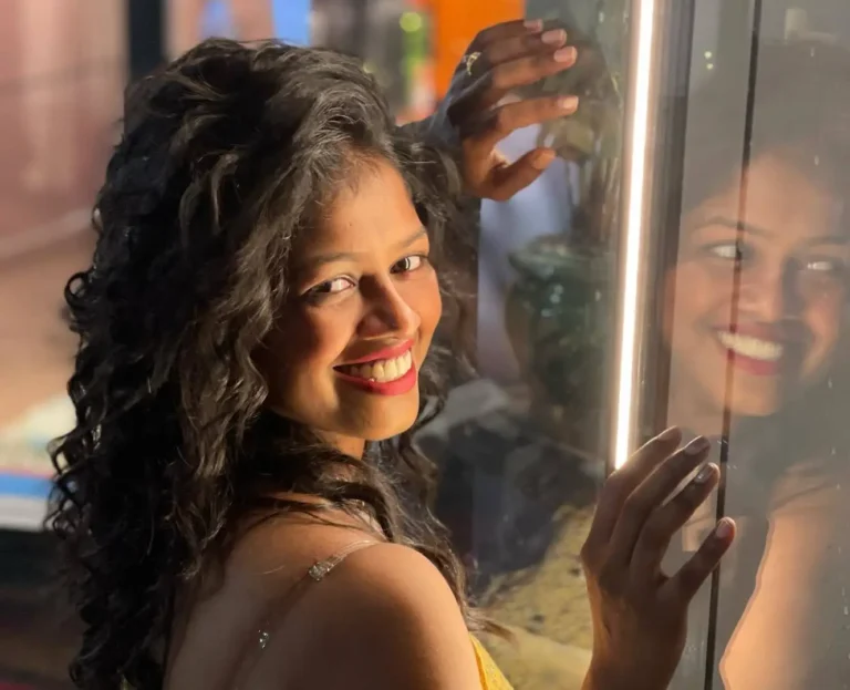 Pooja Thakur Biography, Age, Height, Figure, Net Worth