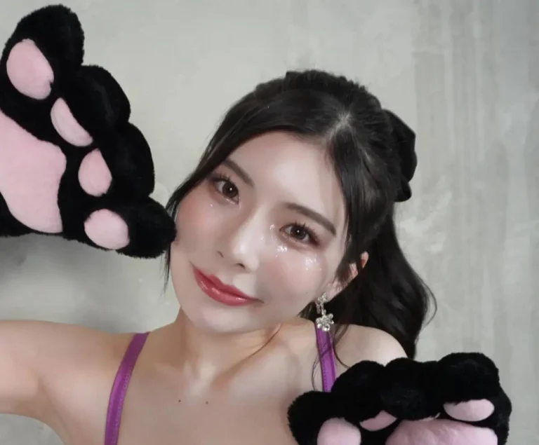 Rei Kamiki Biography, Age, Height, Figure, Net Worth