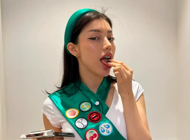 RUTH LEE Biography, Age, Height, Figure, Net Worth