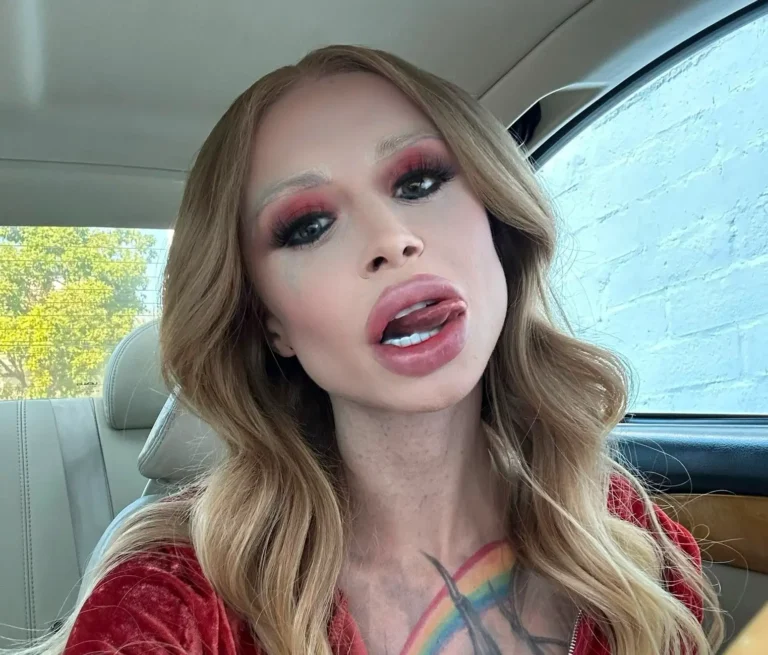 Sasha Beart Biography, Age, Height, Figure, Net Worth