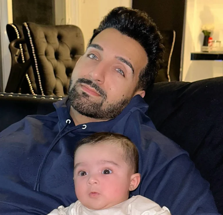 SHAM IDREES Biography, Age, Height, Figure, Net Worth